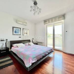 Prodaja, 5-soban dvoetažni Penthouse, 3 parkirna mjesta