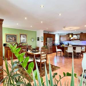 Prodaja, 5-soban dvoetažni Penthouse, 3 parkirna mjesta