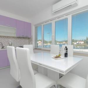 Prodaja, Blace, Dubrovačko-neretvanska, samostojeća kuća, 5 stanova