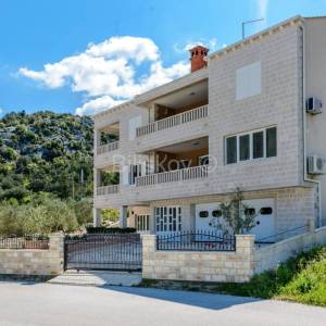 Prodaja, Blace, Dubrovačko-neretvanska, samostojeća kuća, 5 stanova