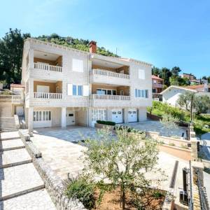 Prodaja, Blace, Dubrovačko-neretvanska, samostojeća kuća, 5 stanova