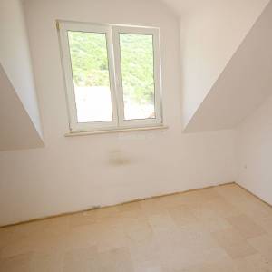 Prodaja, Brač, poslovno zemljište  između Postira i Pučišća