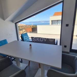 Prodaja, Brač, Sutivan, trosoban svijetao penthouse, pogled na more