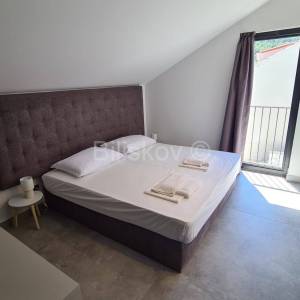 Prodaja, Brač, Sutivan, trosoban svijetao penthouse, pogled na more