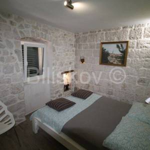 Prodaja, Čiovo, Slatine, kamena kuća s apartmanima