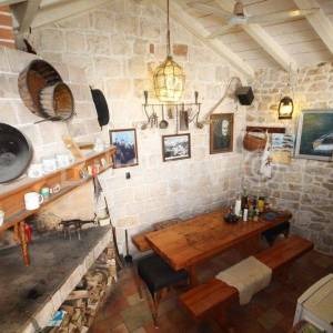 Prodaja, Čiovo, Slatine, kamena kuća s apartmanima