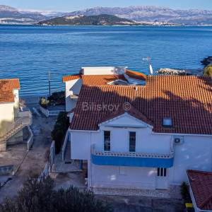 Prodaja, Čiovo, Slatine, vila sa apartmanima