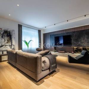 Prodaja, Donji grad, blizina Parka Kneževa, lux 3-soban stan