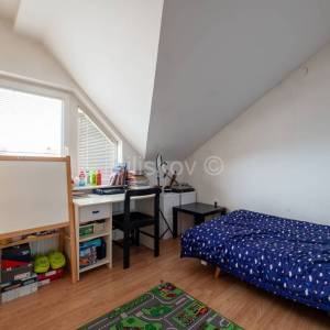 Prodaja, Dubec, samostojeća kuća, 5 stambenih jedinica, 6 VPM