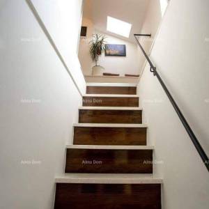 Prodaja - Elegantno uređen dvoetažni stan u staroj jezgri grada, Rovinj!