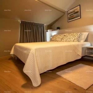 Prodaja - Elegantno uređen dvoetažni stan u staroj jezgri grada, Rovinj!