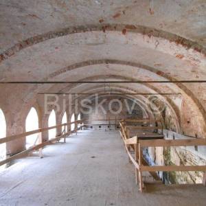 Prodaja, Gornji Grad, Tkalčićeva, poslovna zgrada, parking