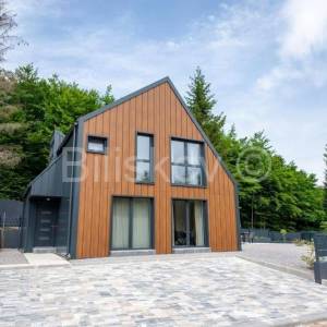 Prodaja, Gorski Kotar, Ravna gora, 5 samostojećih kuća, turizam