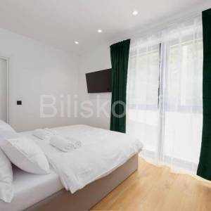 Prodaja, Gorski Kotar, Ravna gora, 5 samostojećih kuća, turizam