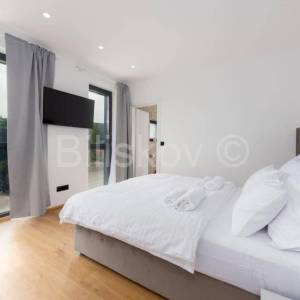 Prodaja, Gorski Kotar, Ravna gora, 5 samostojećih kuća, turizam