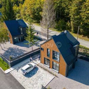 Prodaja, Gorski Kotar, Ravna gora, 5 samostojećih kuća, turizam