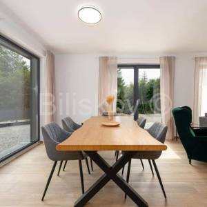 Prodaja, Gorski Kotar, Ravna gora, 5 samostojećih kuća, turizam