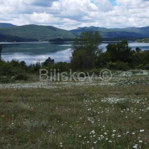 Prodaja, građevinsko zemljište s pogledom na jezero 