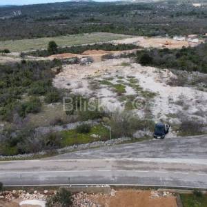 Prodaja, građevinsko zemljište u blizini Primoštena