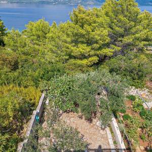 Prodaja, Hvar, Sućuraj, kuća u nizu s pogledom na more