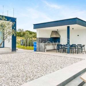 Prodaja, Istra, Kaštelir, luksuzna vila, bazen