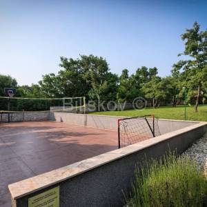 Prodaja, Istra, Pula, luksuzna vila, bazen, sportski tereni