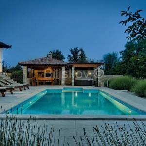 Prodaja, Istra, Pula, luksuzna vila, bazen, sportski tereni