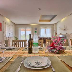 Prodaja, Istra, Pula, luksuzna vila, bazen, sportski tereni