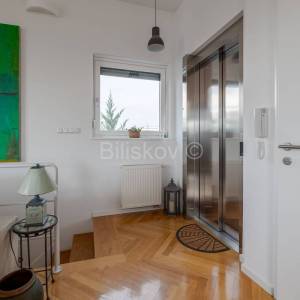 Prodaja, Jarun, samostojeća kuća, 3 VPM, lift, bazen