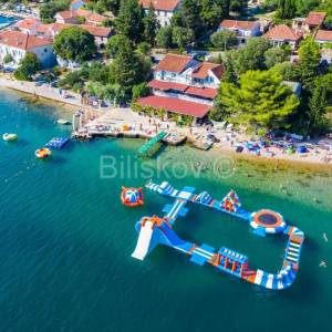 Prodaja, Jasenice, stambeno turistički objekt sa pogledom na more