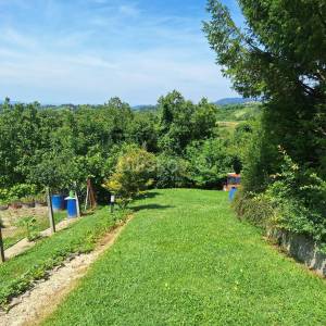 Prodaja, Jastrebarsko, Vlaškovec, ranč-imanje s 3 građevna objekta 