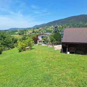 Prodaja, Jastrebarsko, Vlaškovec, ranč-imanje s 3 građevna objekta 