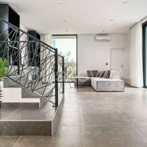 Prodaja, Kaštelir, luksuzna vila, bazen 