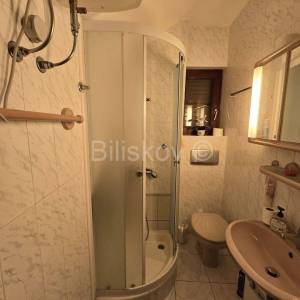 Prodaja, K.Lukšić, centar, kamena kuća cca. 71m2, vrt