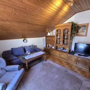 Prodaja, K.Lukšić, centar, kamena kuća cca. 71m2, vrt