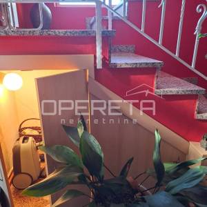 Prodaja, Kuća, Centar, Centar, Samostojeća, 184m2