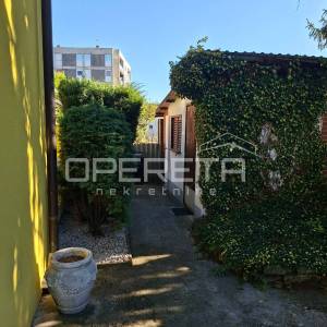 Prodaja, Kuća, Centar, Centar, Samostojeća, 184m2