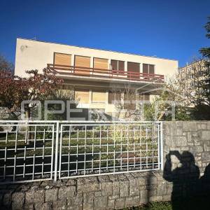 Prodaja, Kuća, Centar, centar, Dvojni objekt, 144m2