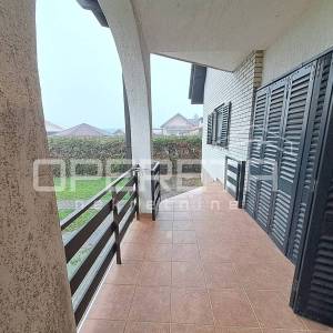 Prodaja, Kuća, Gornja Lomnica, Petra Preradovića, Samostojeća, 284m2