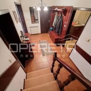 Prodaja, Kuća, Gornja Lomnica, Petra Preradovića, Samostojeća, 284m2