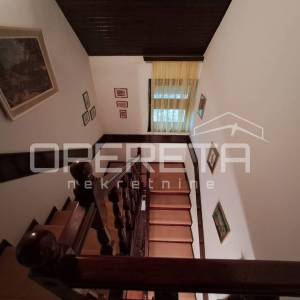 Prodaja, Kuća, Gornja Lomnica, Petra Preradovića, Samostojeća, 284m2