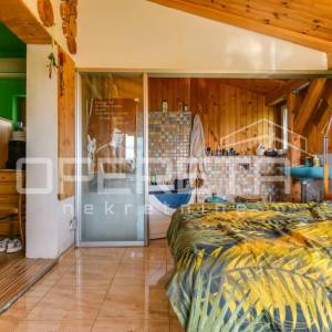 Prodaja, Kuća, Harmica, Bregovita II odvojak, Samostojeća, 207m2