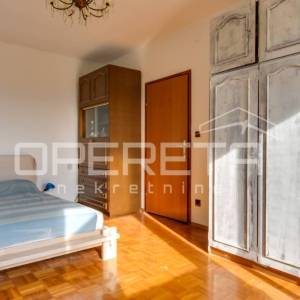 Prodaja, Kuća, Harmica, Bregovita II odvojak, Samostojeća, 207m2