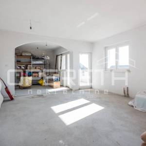 Prodaja, Kuća, Jelkovec, Ivana Sandelića, Samostojeća, 400m2