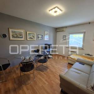 Prodaja, Kuća, Kila, Kila, Dvojni objekt, 187m2