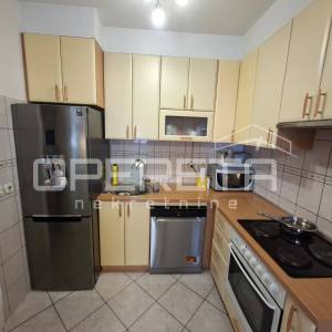 Prodaja, Kuća, Kila, Kila, Dvojni objekt, 187m2