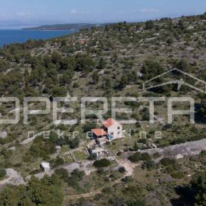 Prodaja, Kuća, Milna, Milna, Samostojeća, 150m2