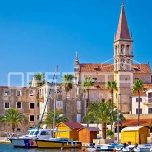 Prodaja, Kuća, Milna, Milna, Samostojeća, 150m2