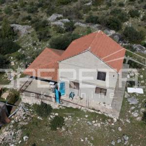 Prodaja, Kuća, Milna, Milna, Samostojeća, 150m2