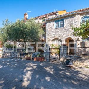 Prodaja, Kuća, Poreč, Poreč, Kuća u nizu, 105m2